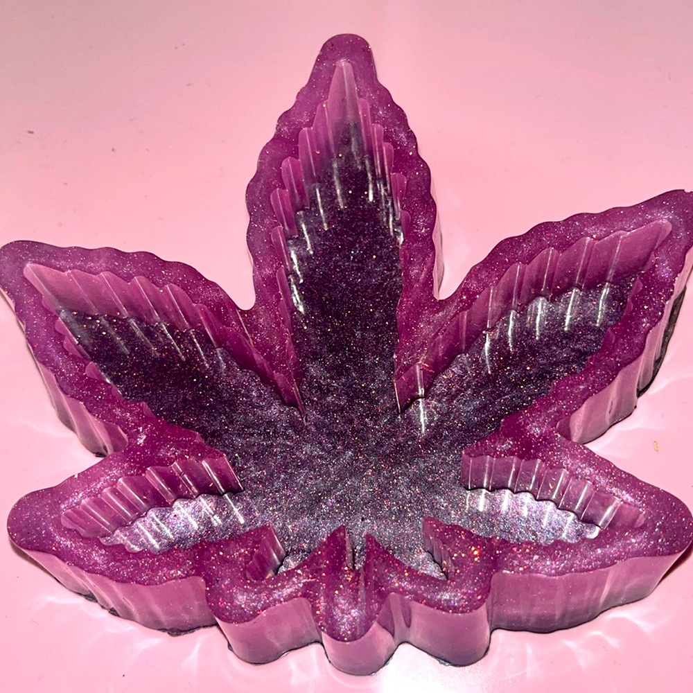 Pink and black resin art tray